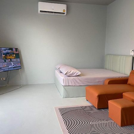 Alley51 Hotel Surat Thani Ngoại thất bức ảnh