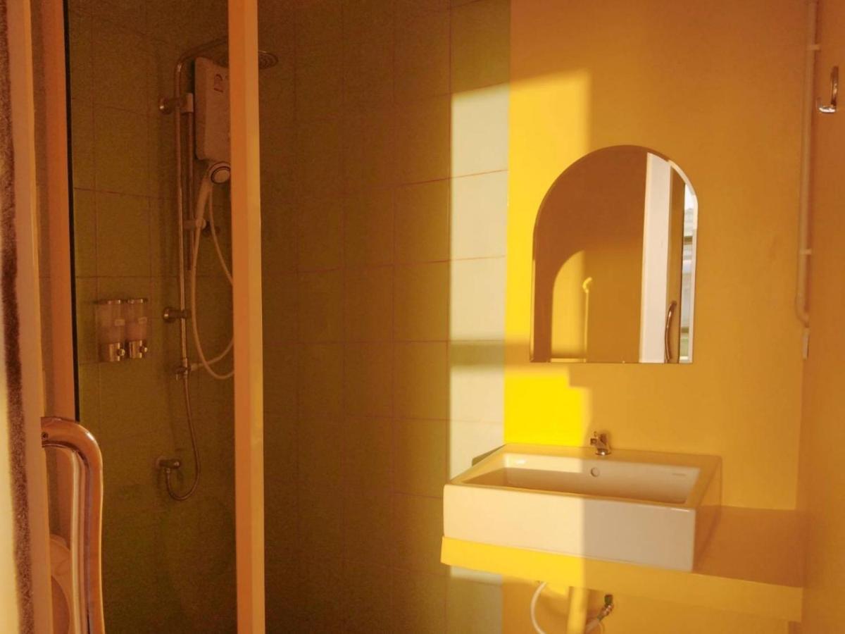 Alley51 Hotel Surat Thani Ngoại thất bức ảnh