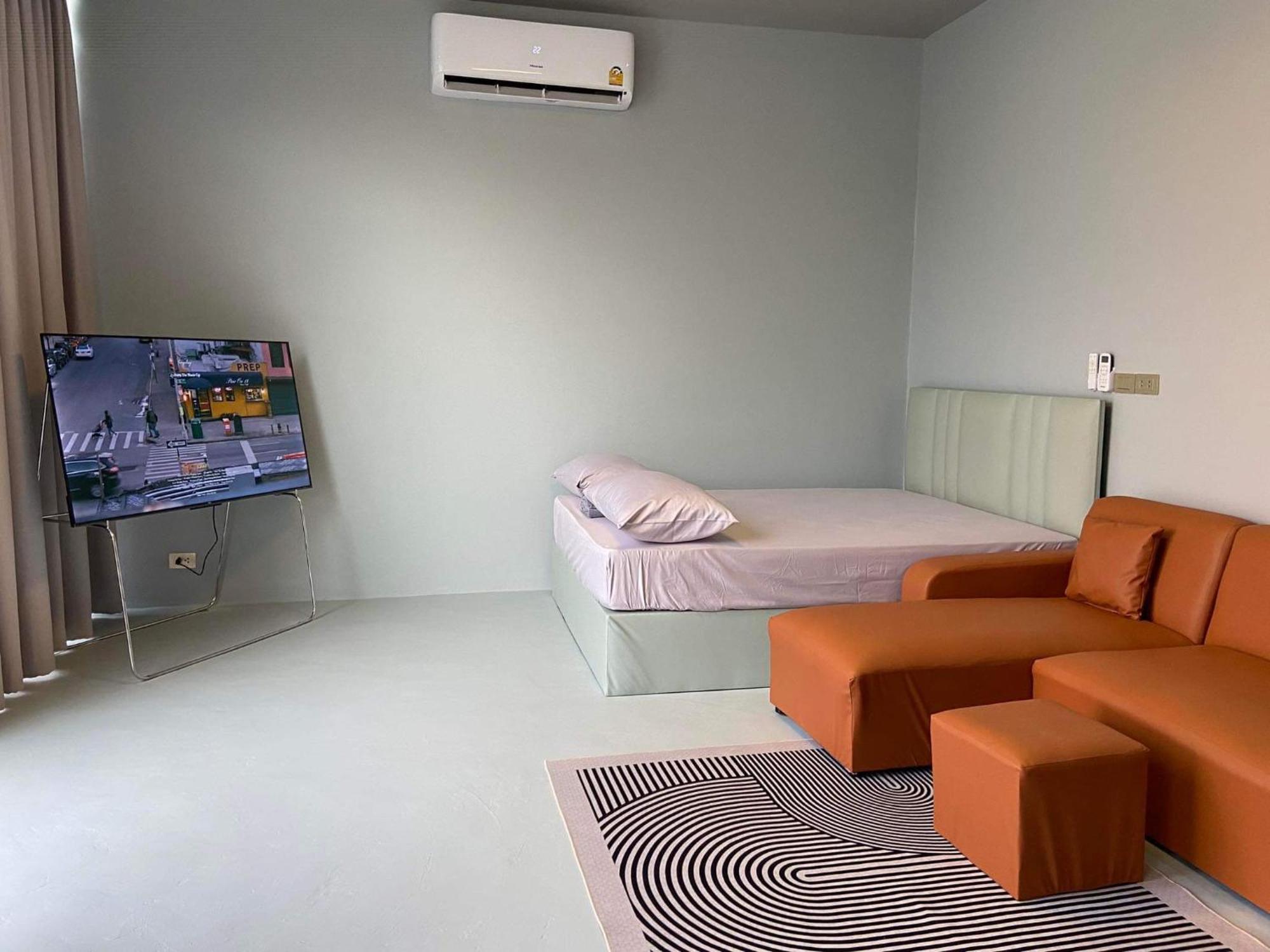 Alley51 Hotel Surat Thani Ngoại thất bức ảnh